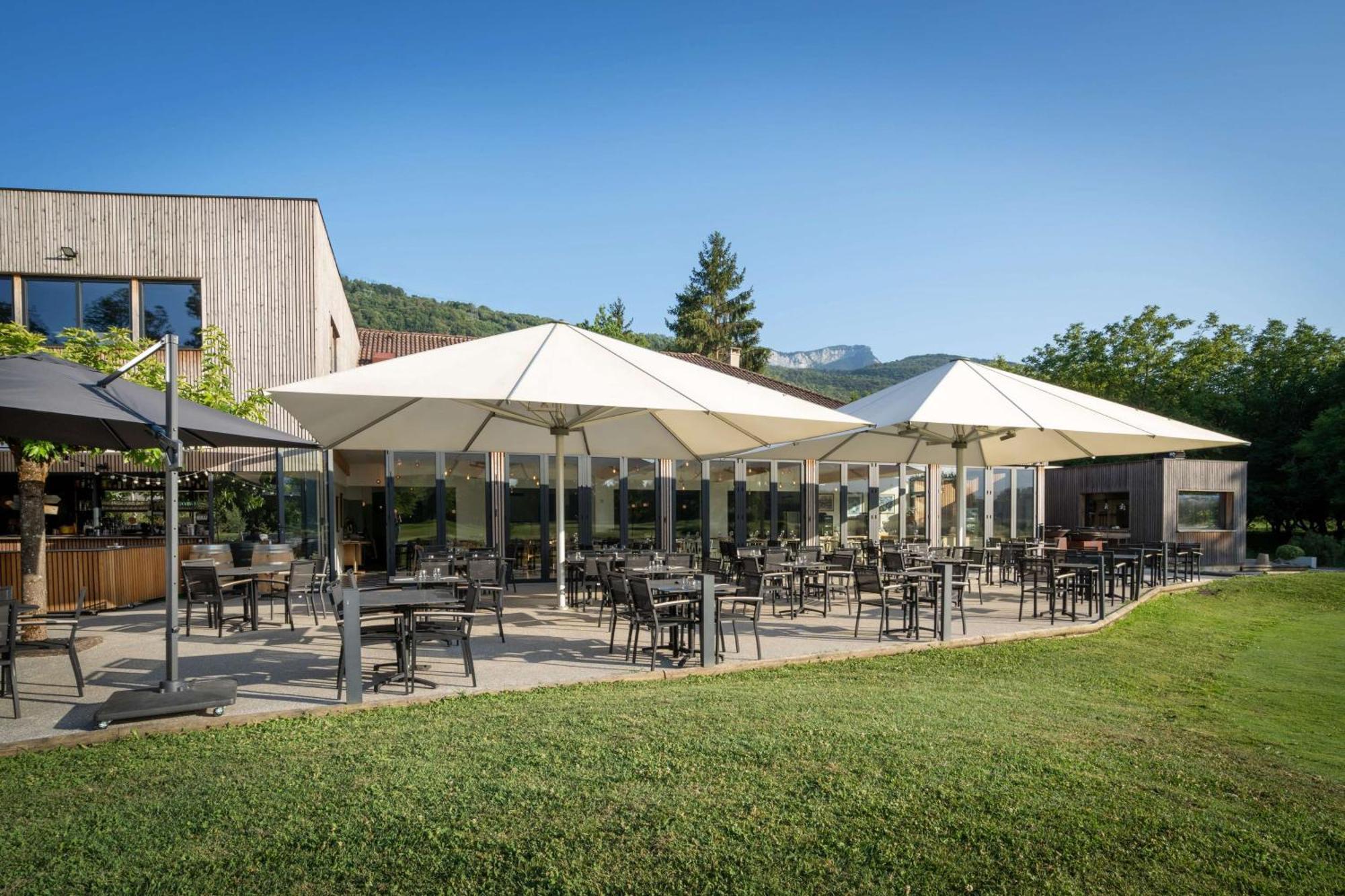 Golf Grenoble Charmeil Hotel
